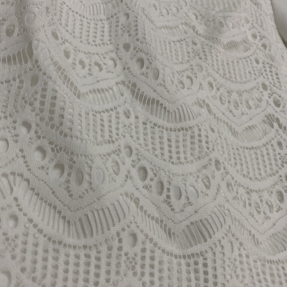 Pretty lace TOP - Picture 3 of 3